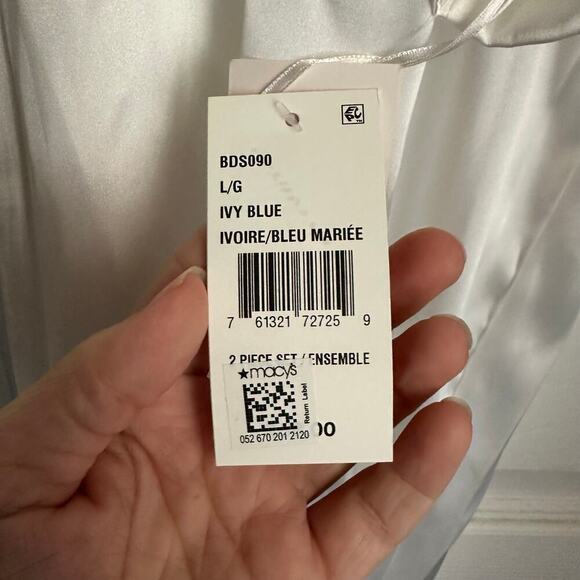 Linea Donatella Mrs Satin Robe Bridal Wedding Size L - Picture 2 of 5